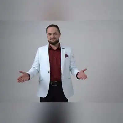 成菲昕